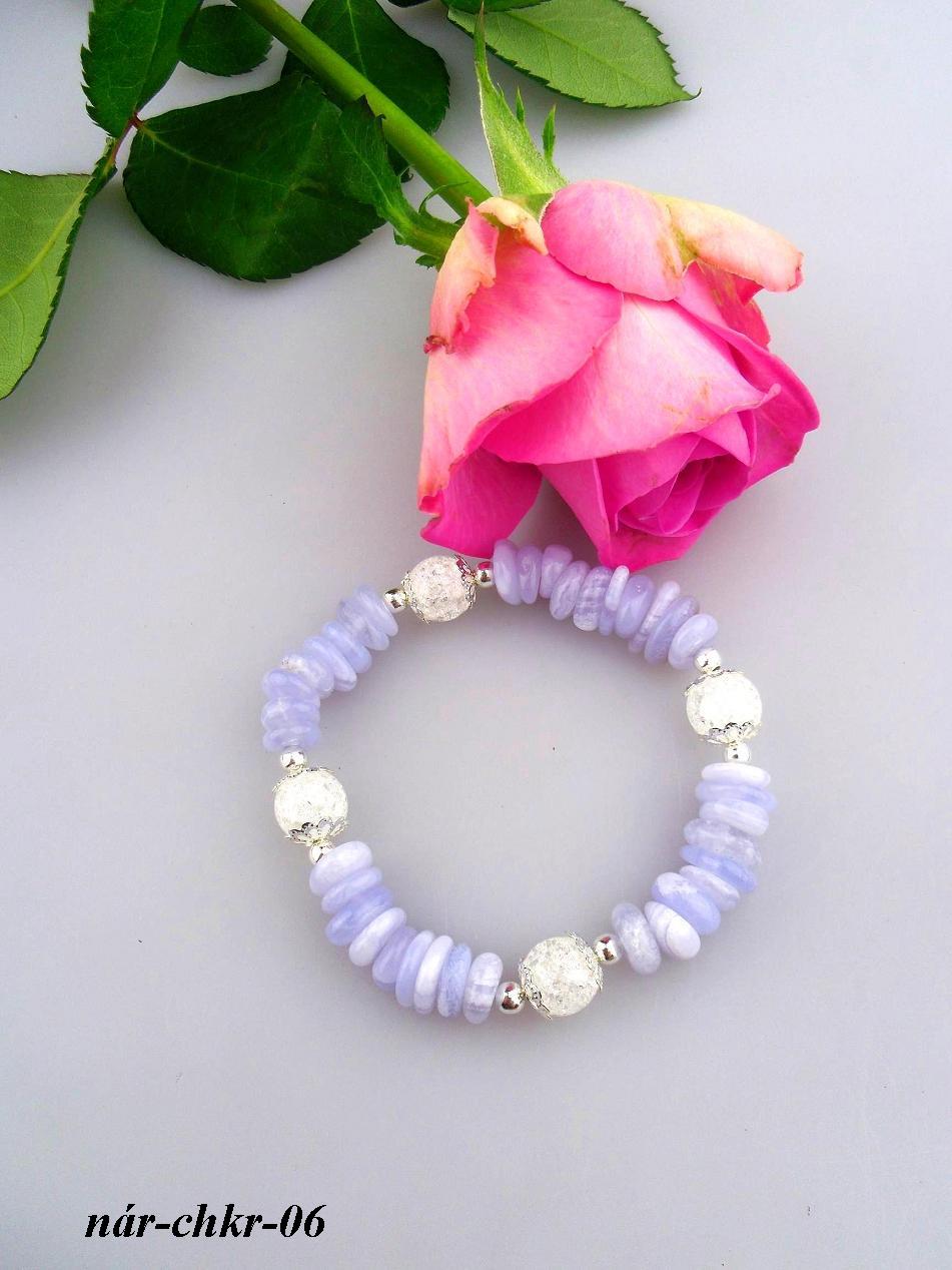 chalced�nov� n�ramok s kri�t�lom