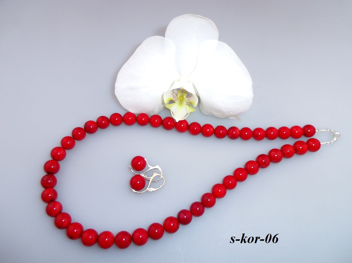 koral �erven� n�hrdeln�k n�u�nice