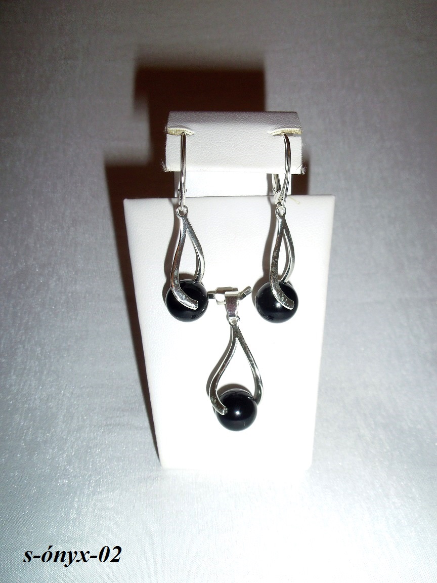 �nyx n�u�nice pr�vesok