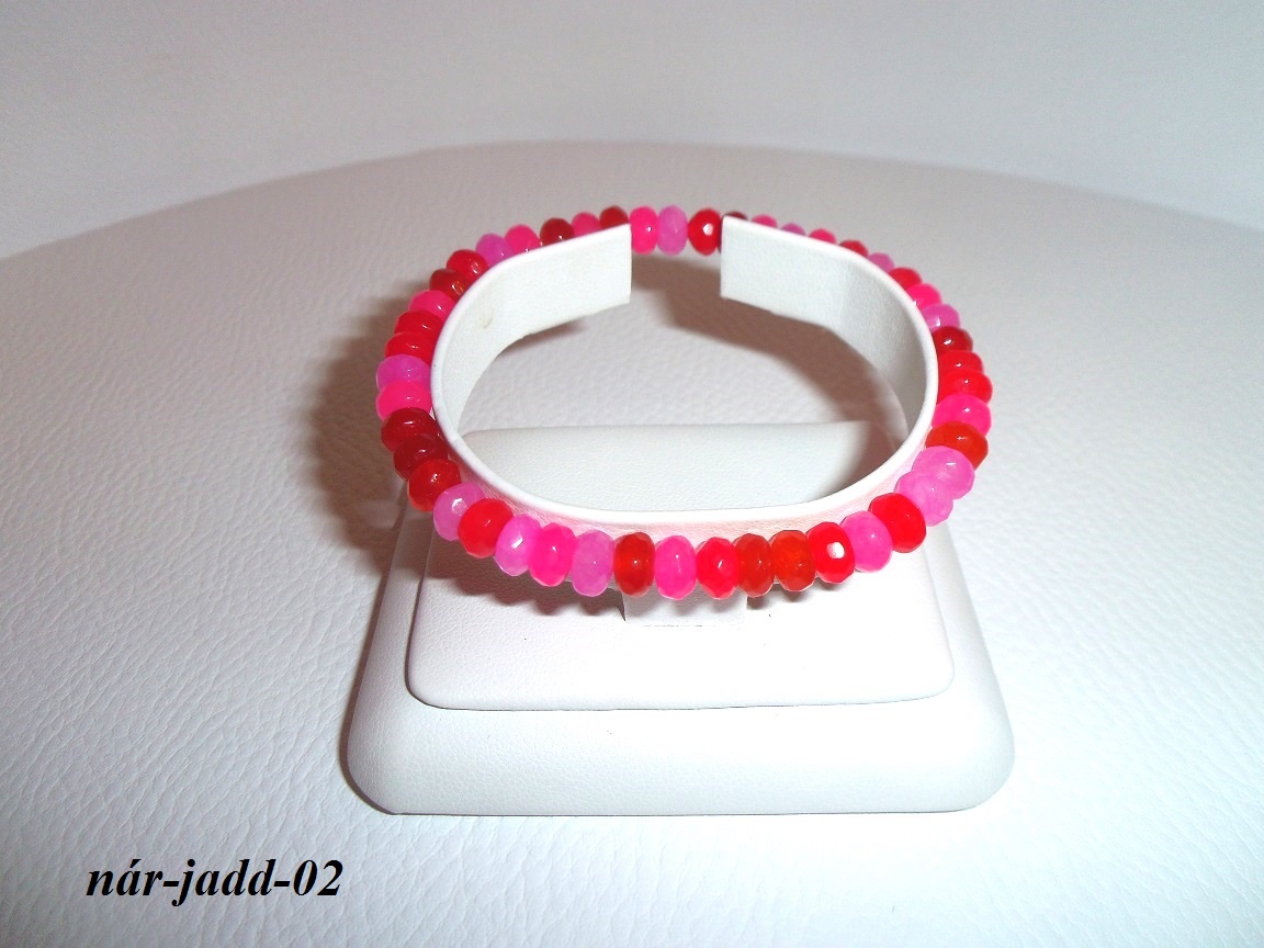 divok� n�ramok z jadeitu