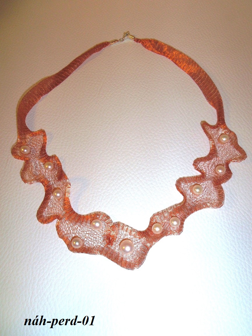 jesenné perly náhrdelník