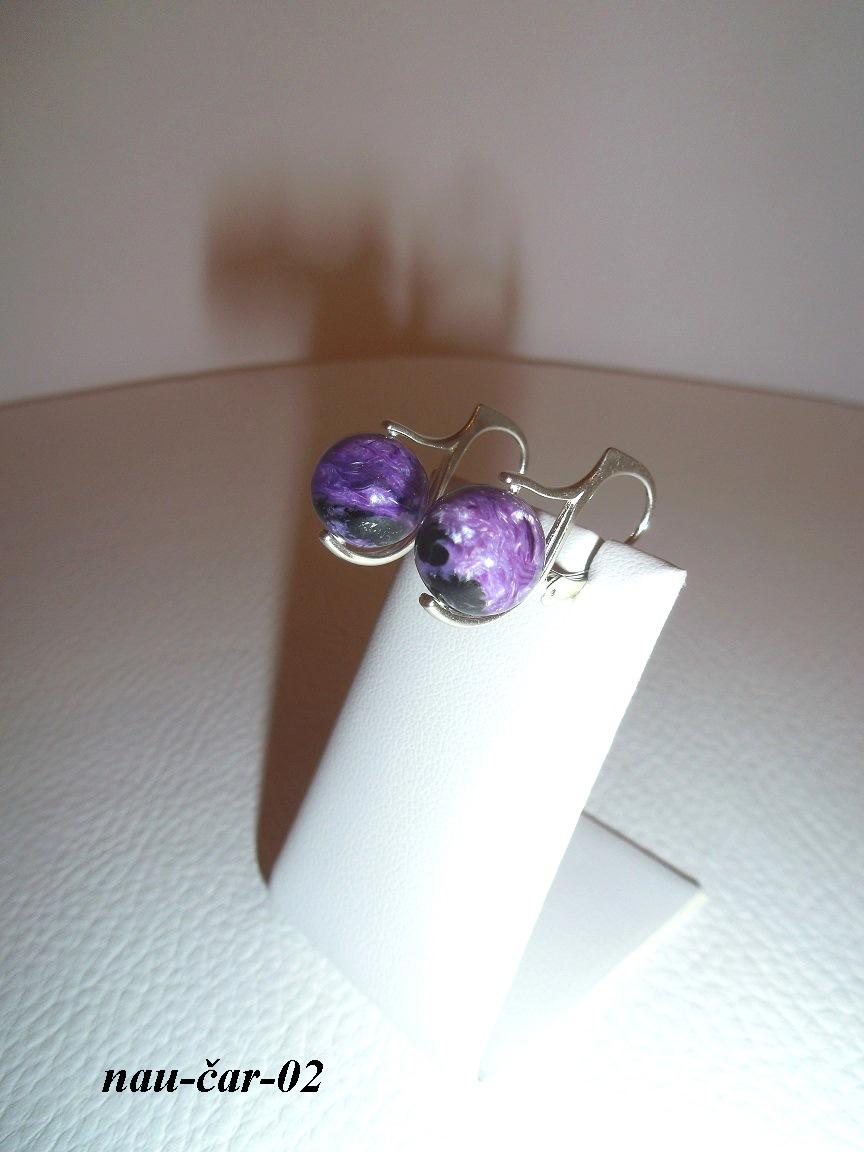 �aroit n�u�nice