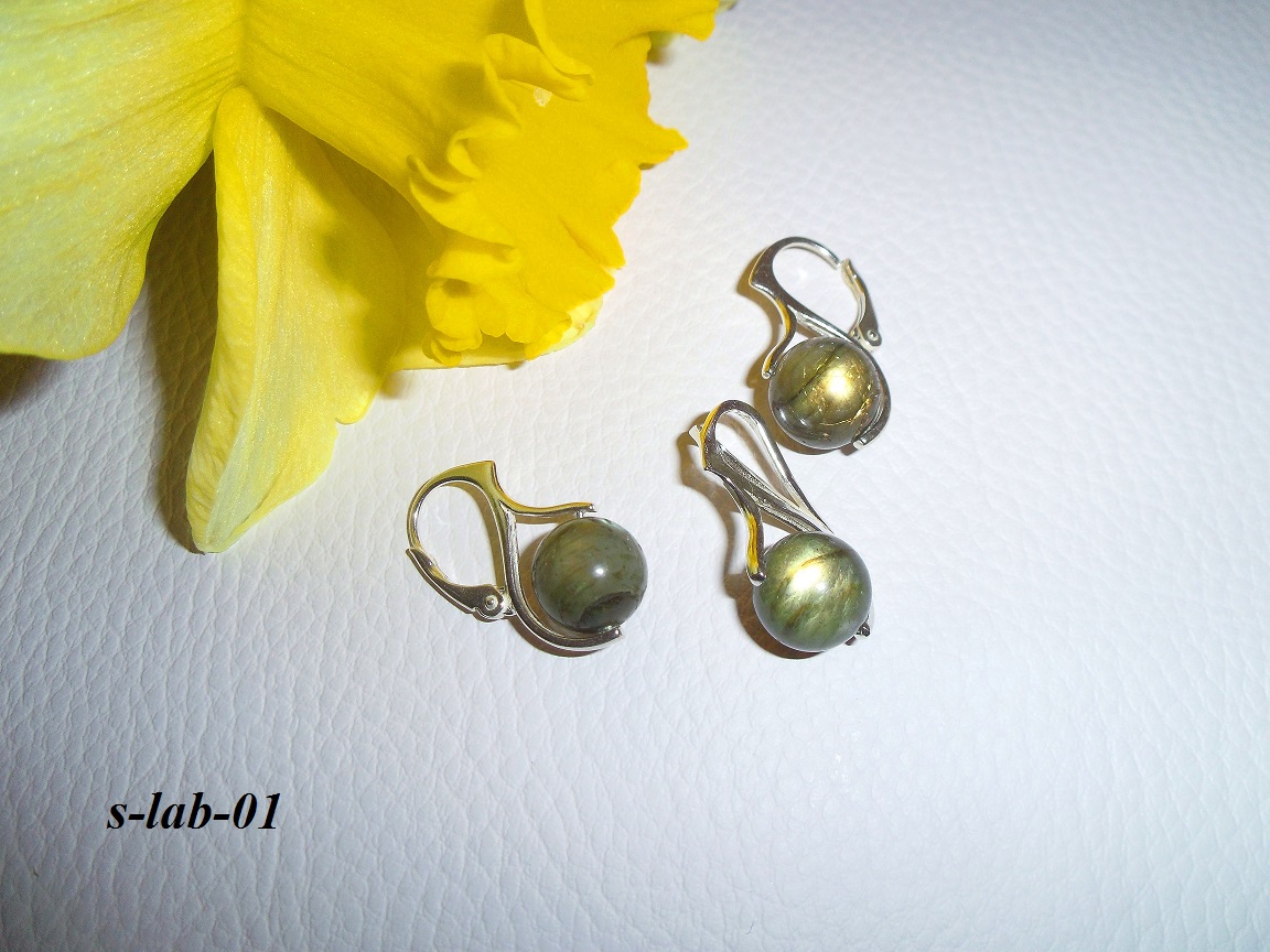 labradorit n�u�nice pr�vesok