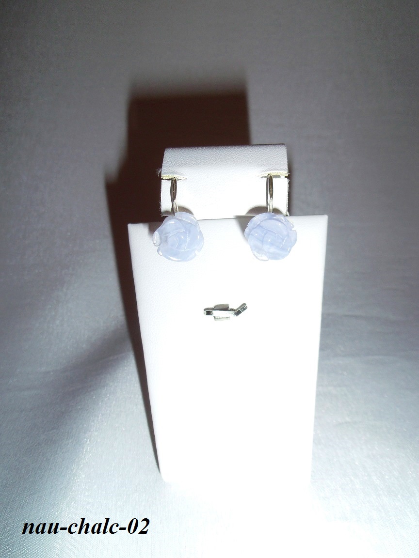 n�u�nice z chalced�nu - kvietky