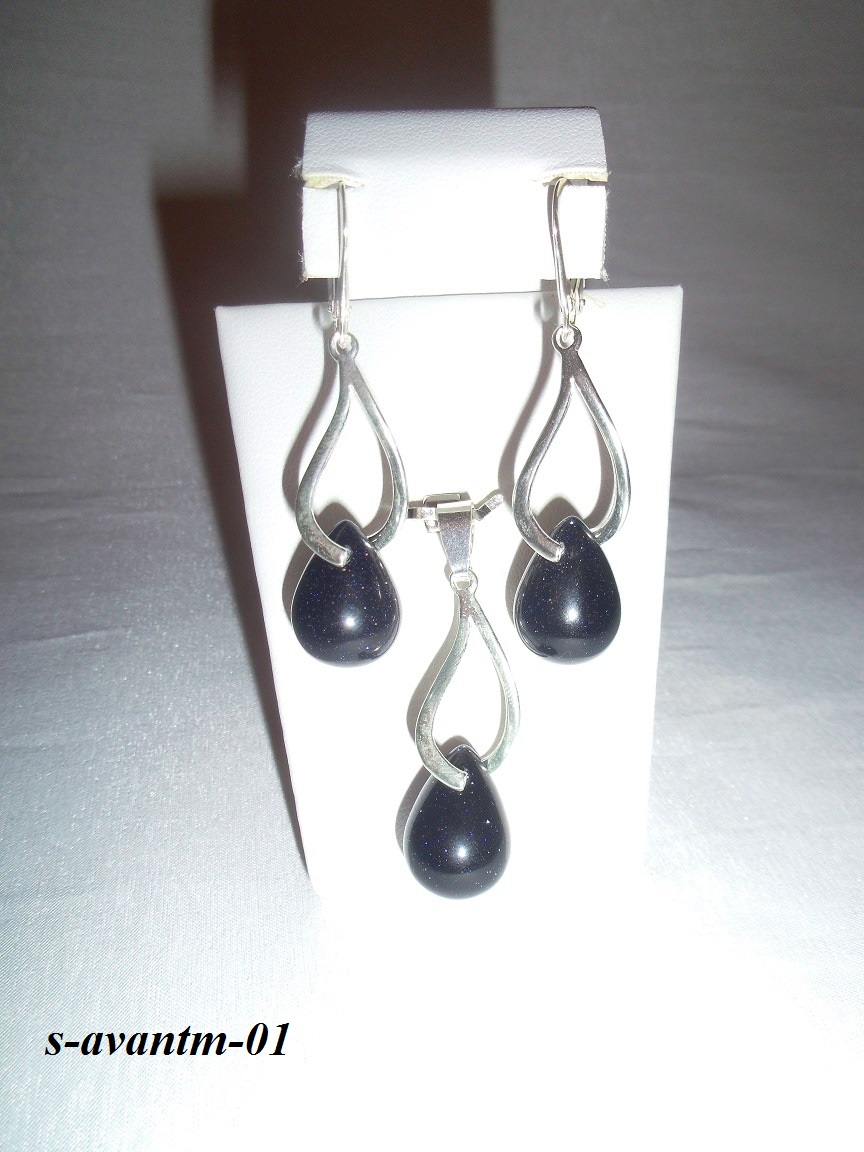 s�prava z avantur�nu