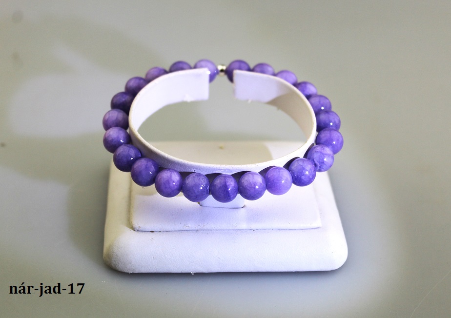 n�ramok z jadeitu levandula