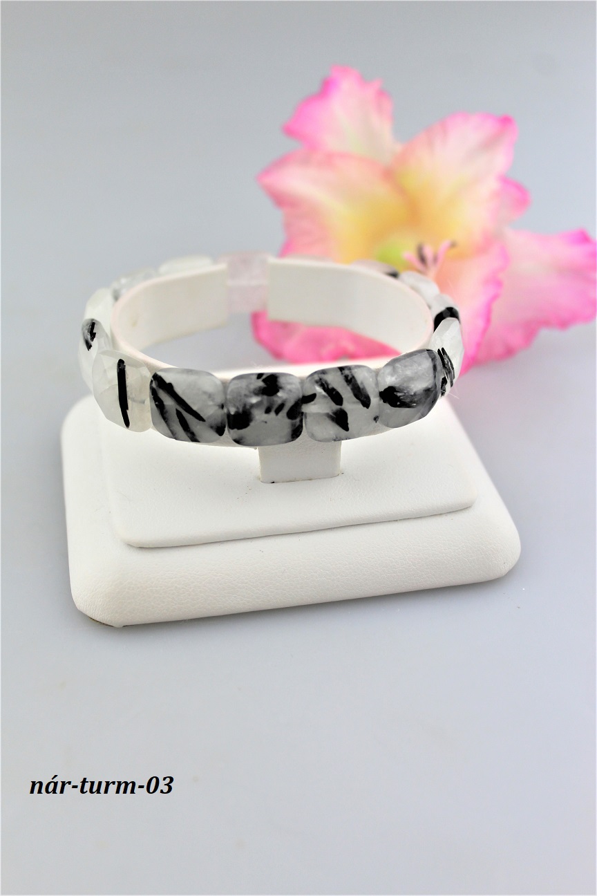 turmal�n skoryl n�ramok