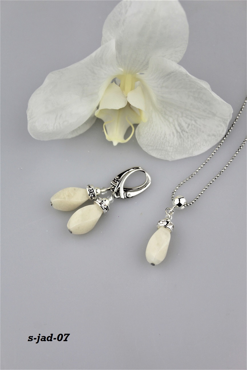 s�prava z jadeitu-ne�n� pohladenie