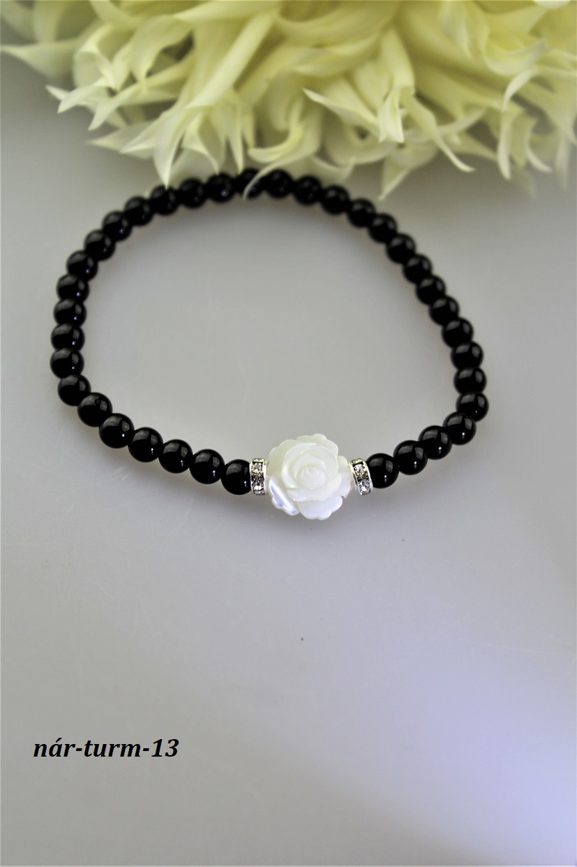 turmal�n n�ramok s kvietkom