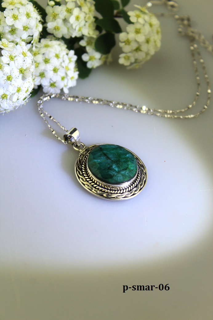 smaragd pr�vesok v striebre