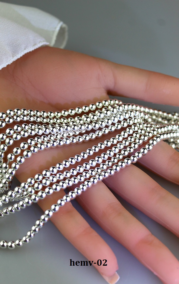 hematit 4mm extrastrieborn�