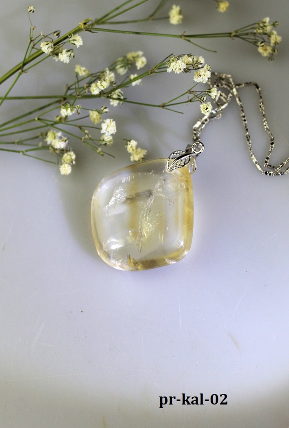 kalcit-slnko v kameni pr�vesok