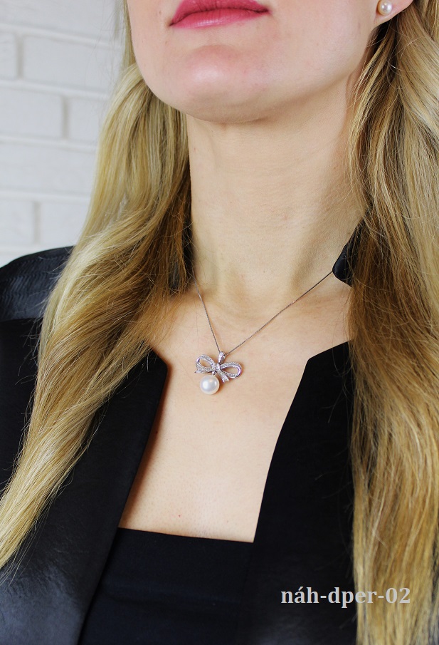 n�hrdeln�k s perlou-r�diovan� striebro