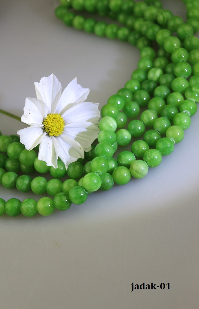 smaragdov� jadeit 8mm