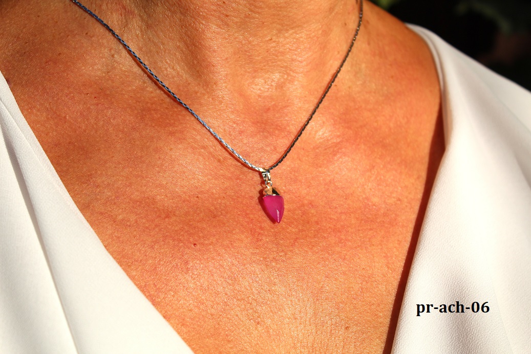 rub�nov� ach�t pr�vesok s retiazkou