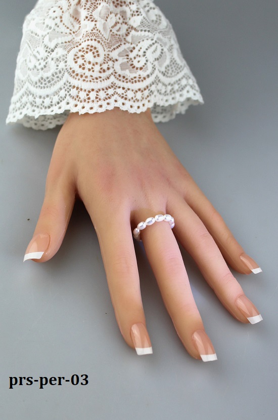 prste� perly pr�rodn�-flexibiln�